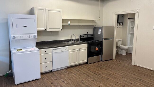 729 W Marshall St Unit A