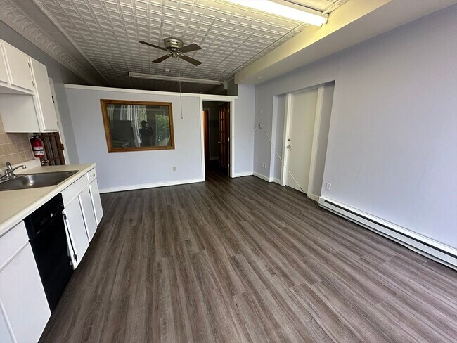 Photo - 7 N Main St Unit 7