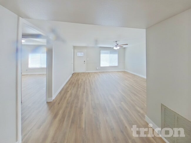 Photo - 6035 N 31st Ave