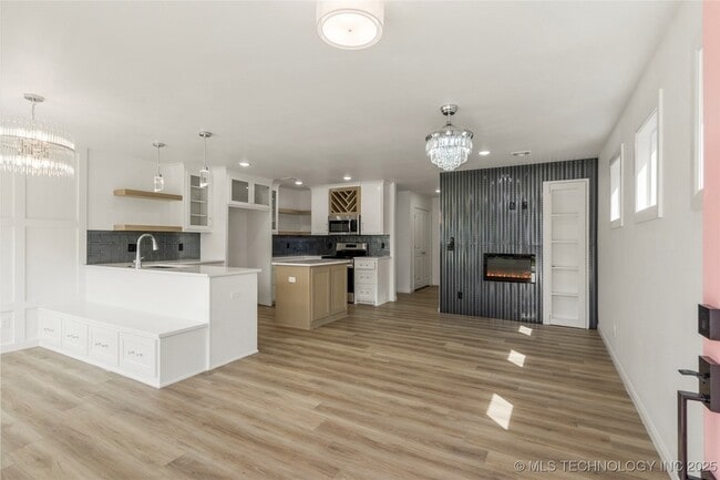 Photo - 105 N Atlanta St Unidad A