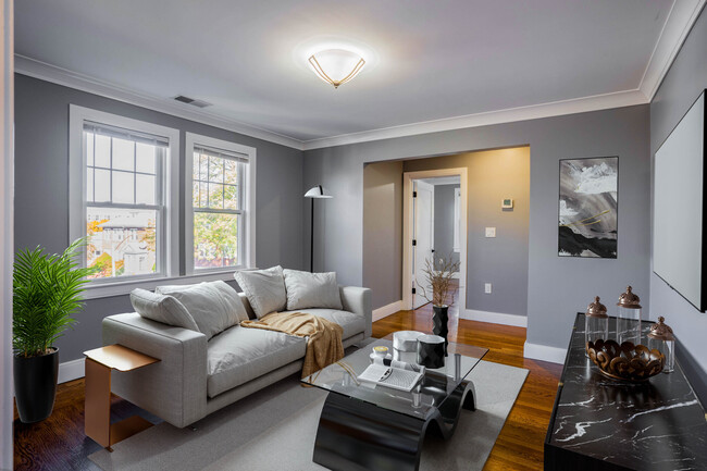 Photo - 15 Nottinghill Rd Townhome