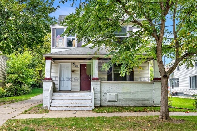 Photo - 1335 Hamilton Ave NW Unit 1
