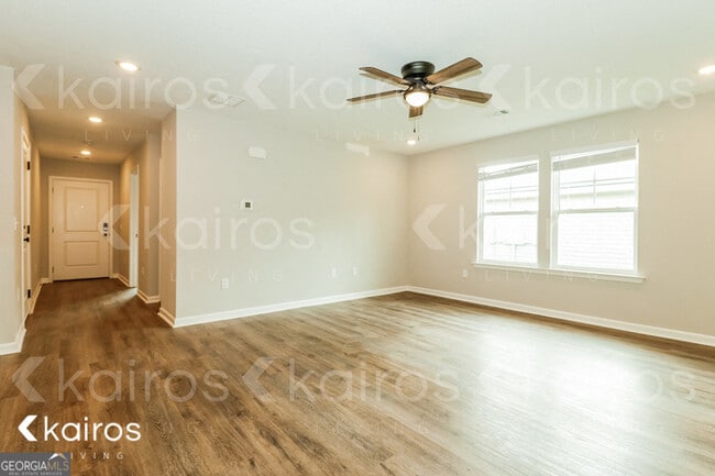 Photo - 126 Cottage Grove Rd