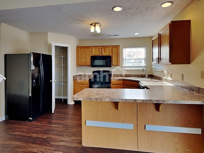 Photo - 5838 Twin River Ln