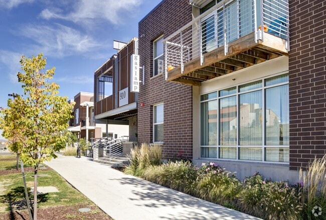 Building Photo - Gaslamp Boulder Rental