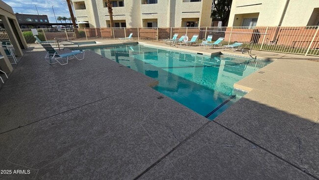 Photo - 12123 W Bell Rd Unit 112