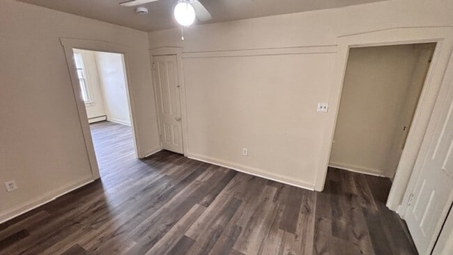110 E Washington St Unit 110 E Washington St Unit 201