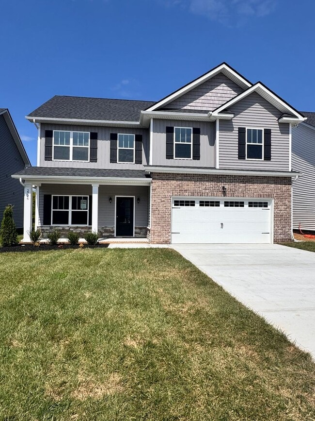 Building Photo - Maryville 37803 - Brand New 4 bedroom, 2.5... Rental