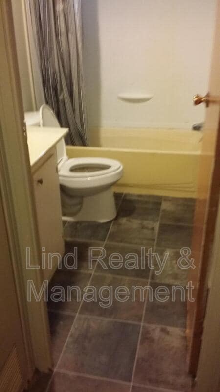 Photo - 14210 Benton St