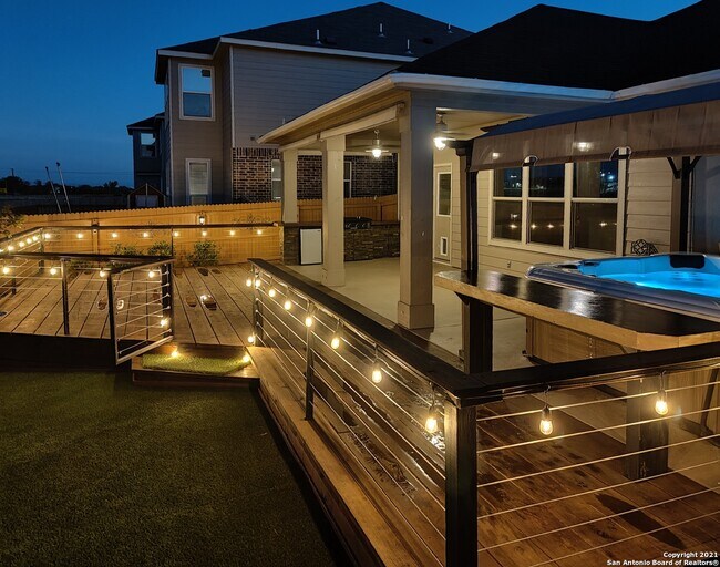 Photo - 683 Pebble Bend