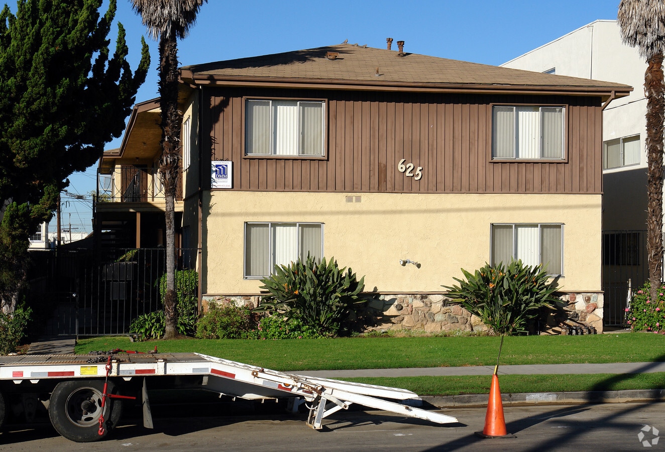 Photo - 625 S Grevillea Ave