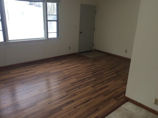 Photo - 702/704 E Division St. Unidad 704