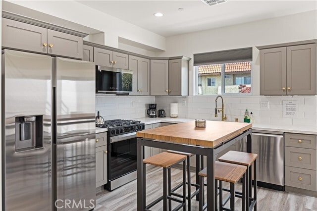 Photo - 443 N Harvard Blvd