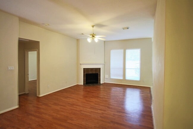 Photo - 1622 Landimore Ct