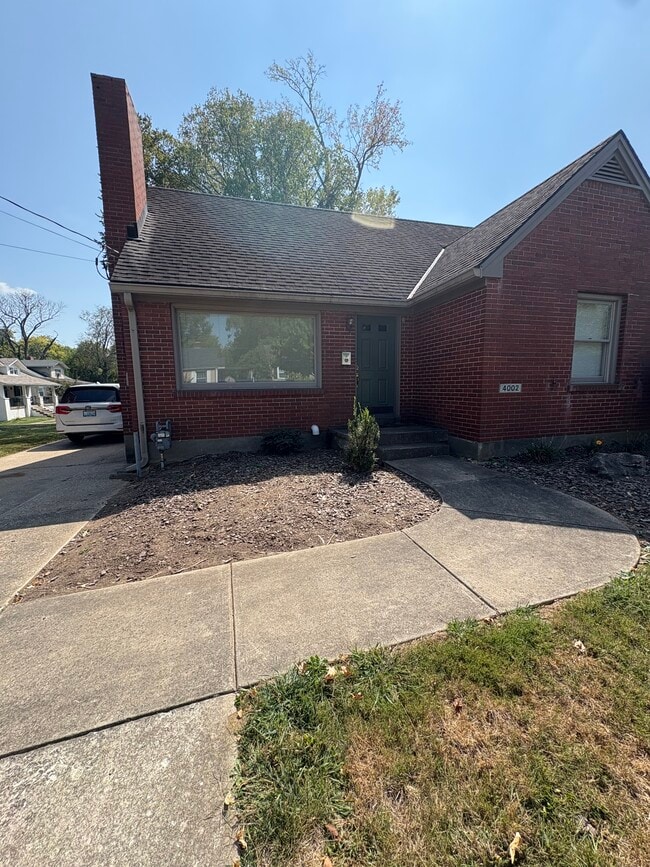 Photo - 4002 Massie Ave