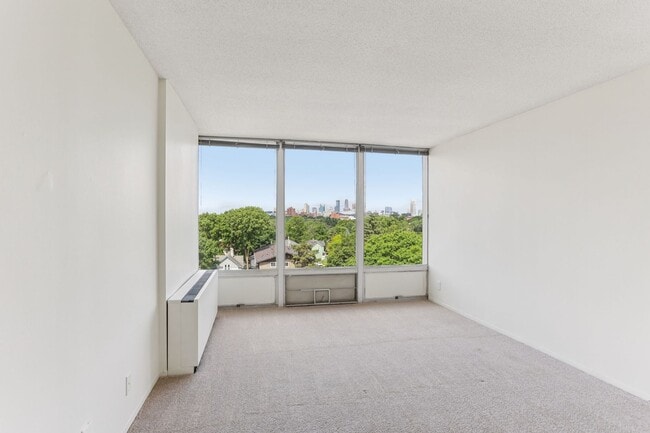 Photo - Thornton Place Apartments