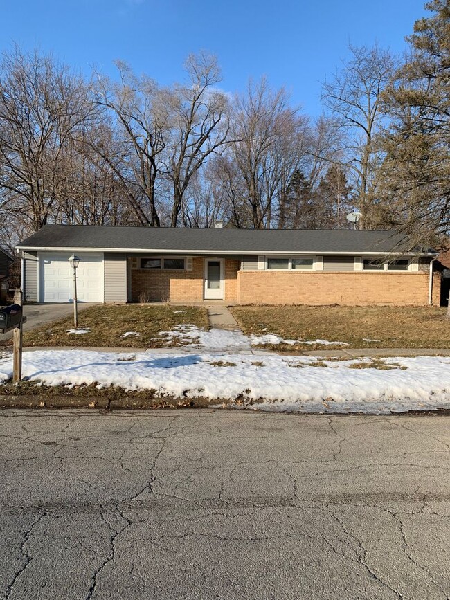 Photo - 4720 Cayuga Rd House
