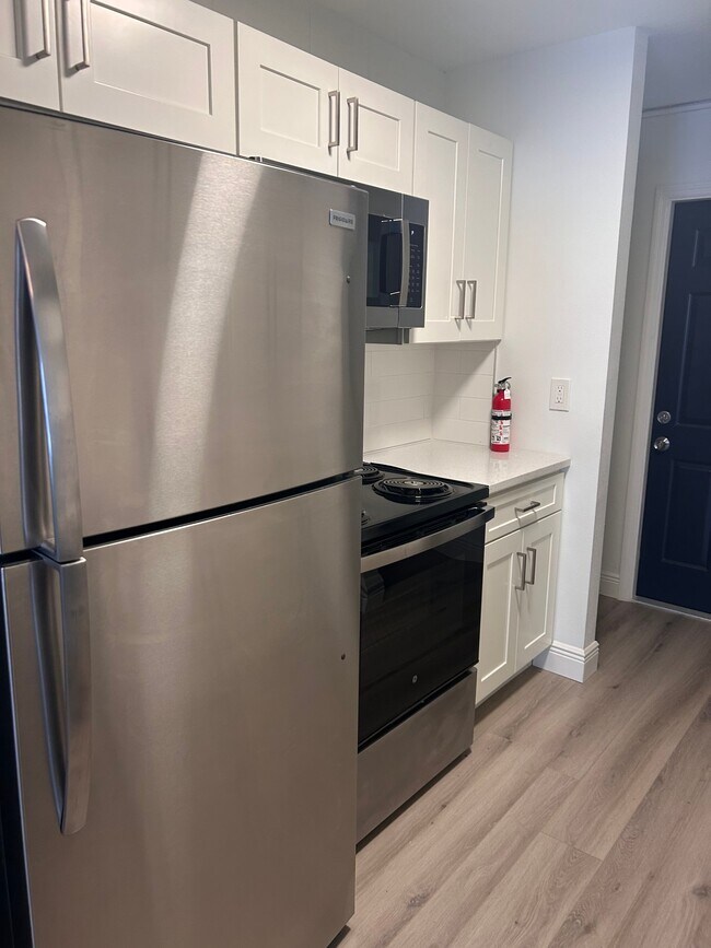 6711 45th Ave W Unit A