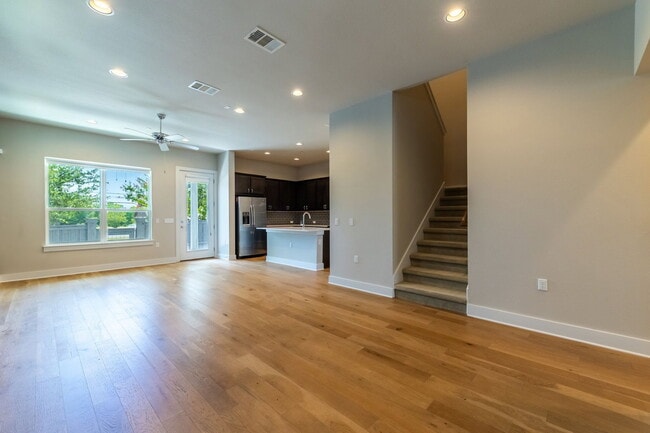Photo - 3108 E 51st St Unit 701