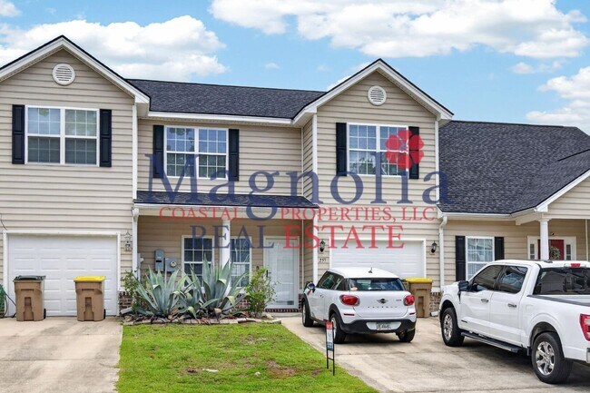 3 bedroom, 2 1/2 bathroom Townhome in Richmond Hill