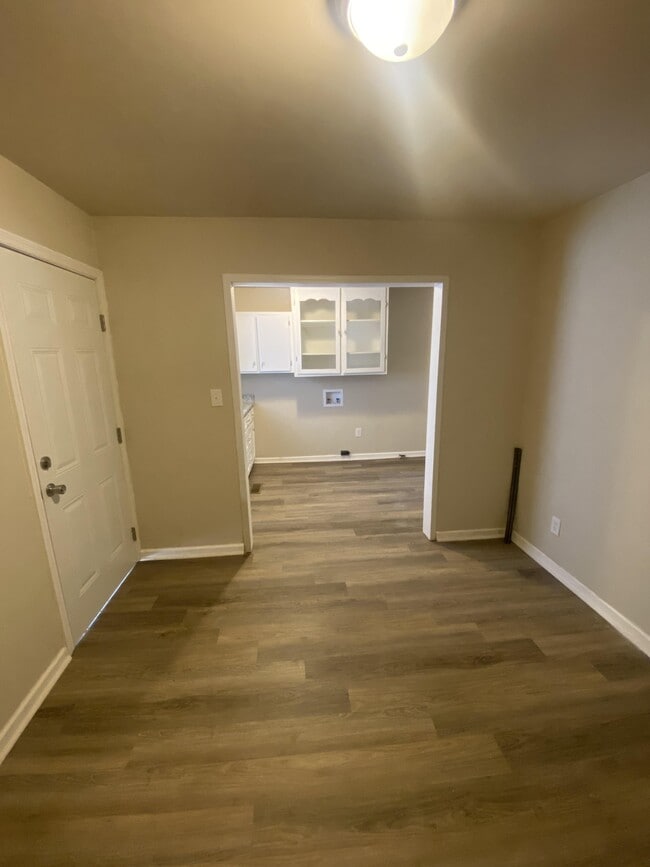 Photo - 3543 Plymouth Dr