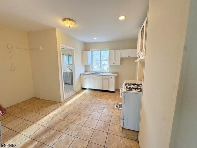 Photo - 1261 Milton Pl Unit 2