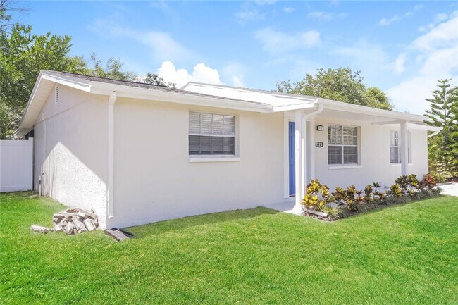 Photo - 7224 Parrot Dr House