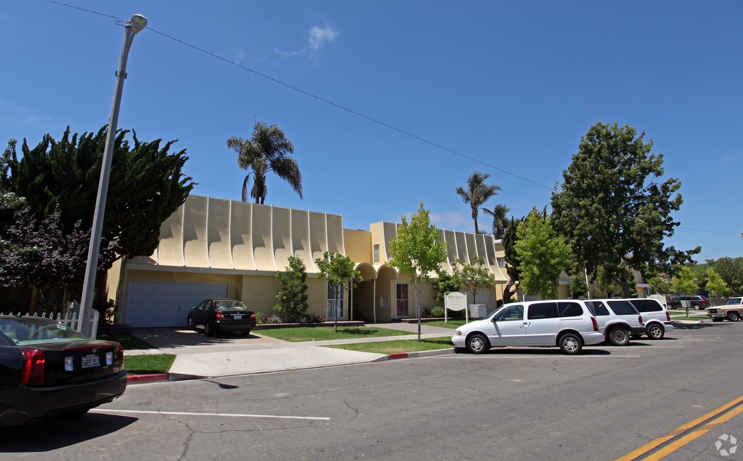 Photo - Riviera Apartments