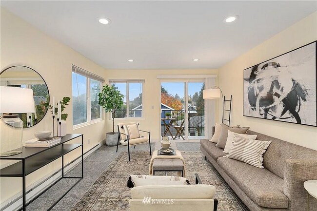 Photo - 2bd/1ba Seattle Condo Unit 202
