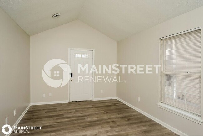 Photo - 2211 Cedar St, Louisville, KY 40212