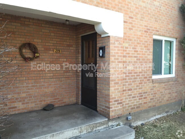 Building Photo - 219 Edison Ave Rental