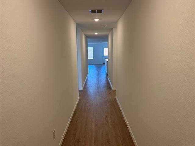Photo - 330 Mahogany Ln