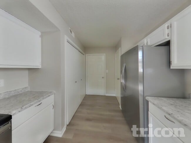 Photo - 4249 Village Bend Dr