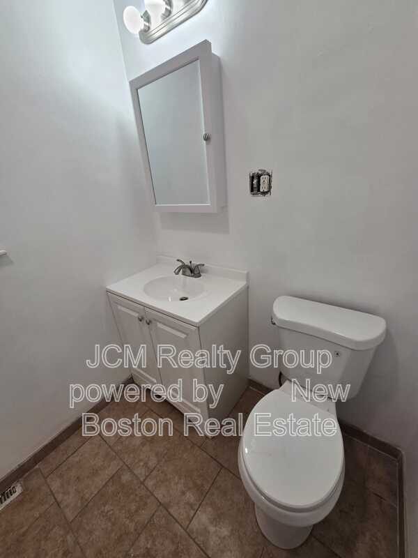 Photo - 128 Shawmut St Unit 2