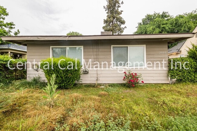 Building Photo - 2000-2004 Bank St Unit 2000