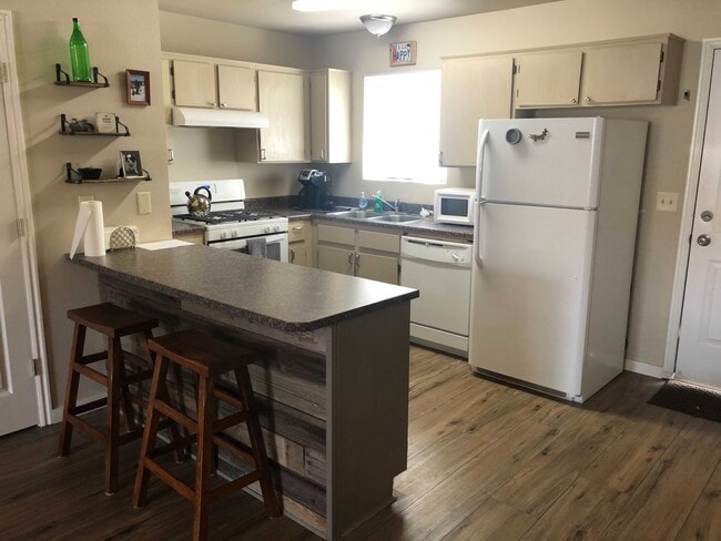 Kitchen - 99 N 1850 W #19