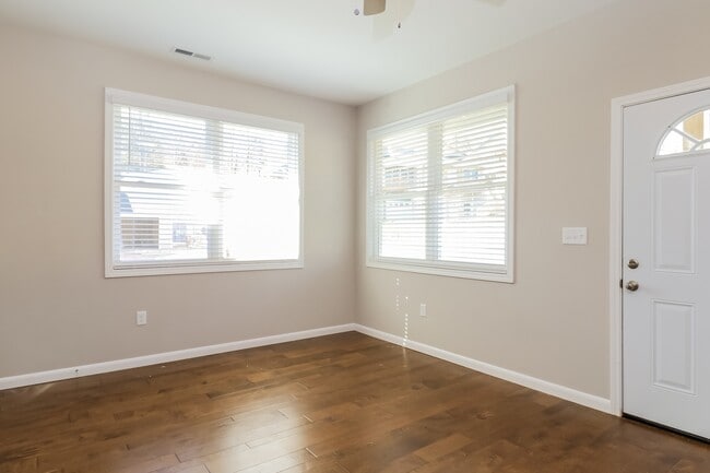 Photo - 213 Sycamore Cv Rd