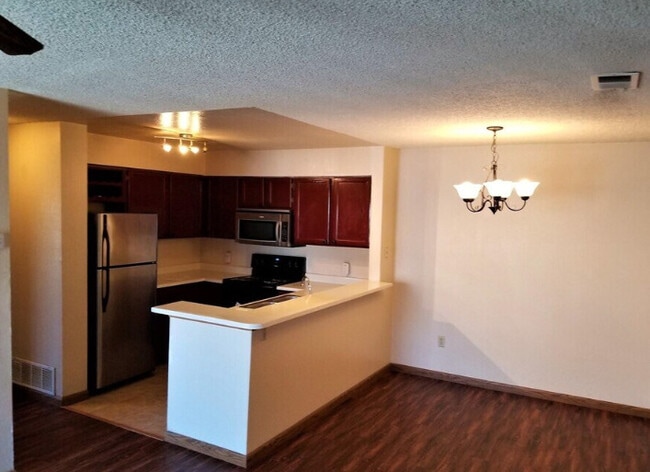 Photo - 4450 S Pitkin St Unidad #127