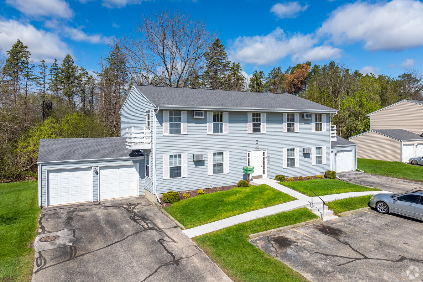 Photo - Germantown Evergreen Apartments