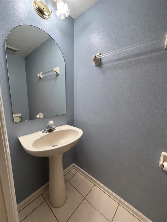 Photo - 1050 Vineland Pl