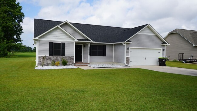 Photo - 2013 Belgrade-Swansboro Rd