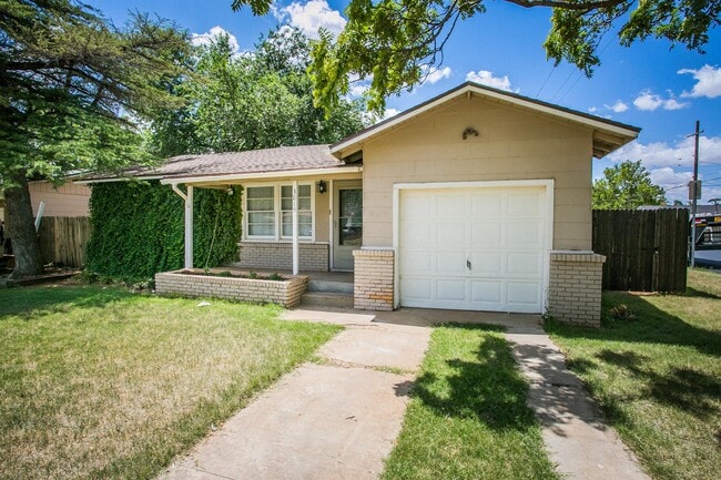 Photo - 3019 47th St