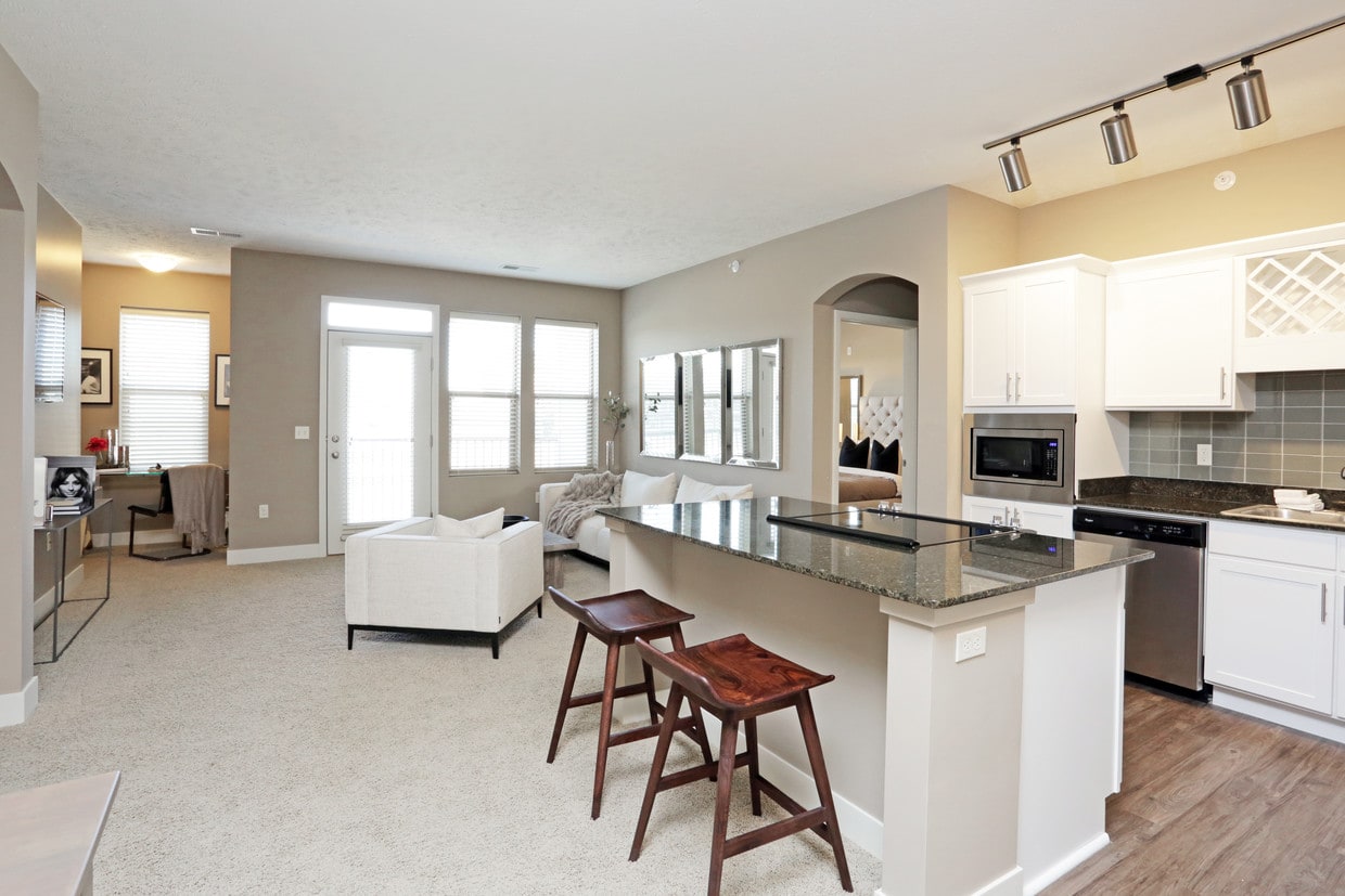 Photo - Broadmoor Hills Apartments