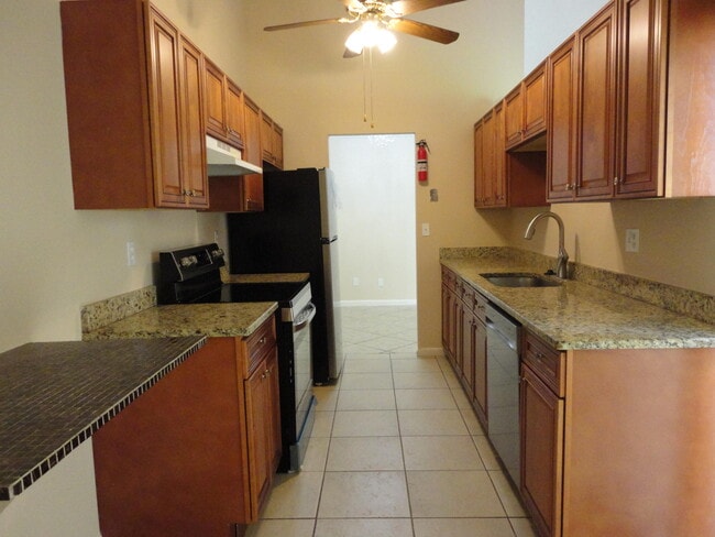 Photo - 212 Sparrow Dr Unit 3
