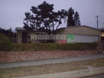 Building Photo - 1326 Curtis Ave