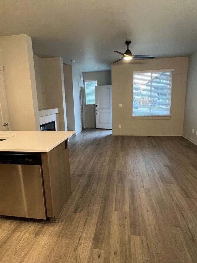 Photo - 3 Bedroom / 2.5 Bathroom Townhome in The Dry Canyon Community