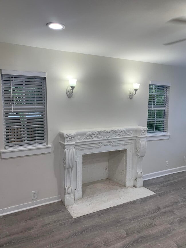 Photo - 2607 Spruce Ave