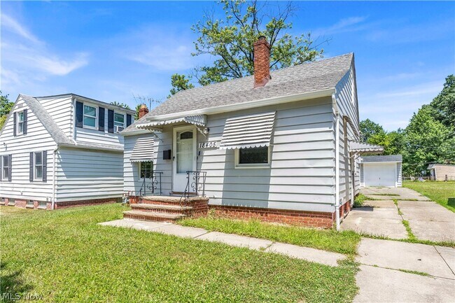 Photo - 18405 Raymond St