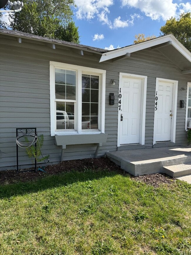 Photo - Center Street