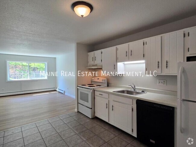 Building Photo - 10 Tall Pines Dr Rental